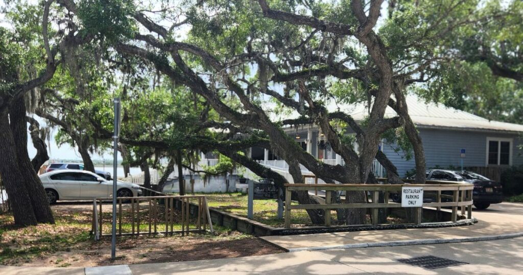 AUNT KATE'S RESTAURANT THIS IS AN IMAGE OF the FRONT OF THE RESTAURANT