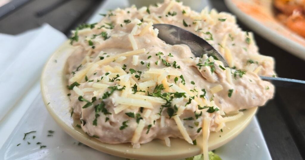 THIS IS AN IMAGE OF THE SMOKED FISH DIP AT AUNT KATES IN ST. AUGUSTINE