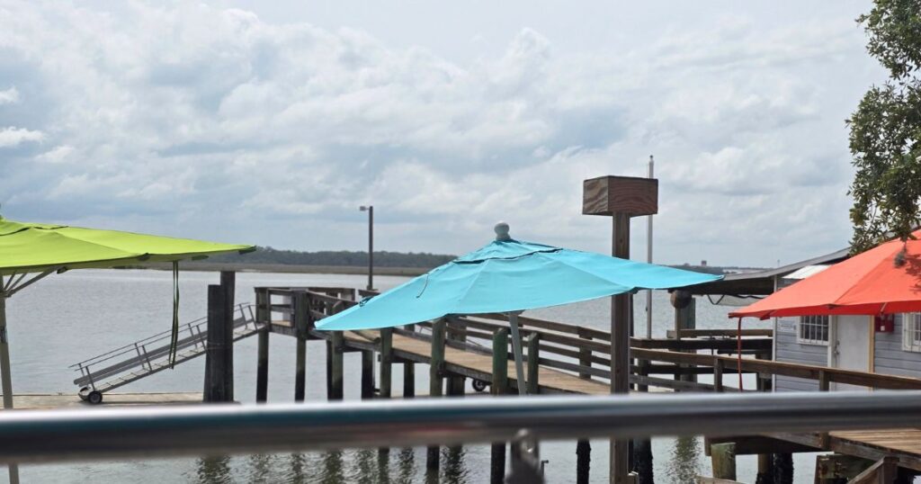 AUNT KATE'S RESTAURANT THIS IS AN IMAGE OF THE WATERVIEW