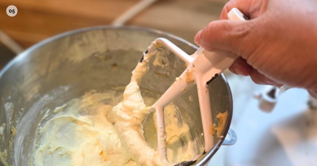 THIS IS AN IMAGE OF THE FILLING IN A MIXER